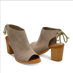 Tom’s Elba sandal/shoe